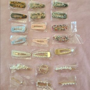 21 Colorful clips